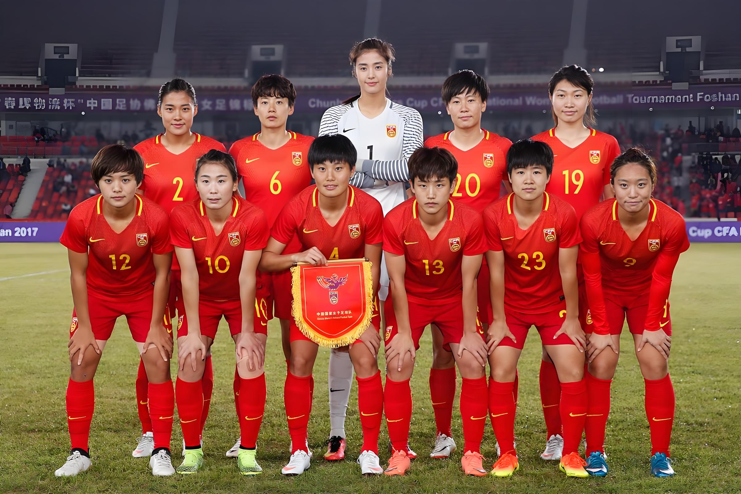 关于女足比赛火爆现场，球员风采逼人的信息
