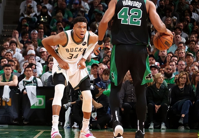 关于RGE碾压达拉斯独行侠,德约科维奇攻防两端统治比赛峡谷大战淘汰赛,成为赛场最大亮点的信息 关于RGE碾压达拉斯独行侠,德约科维奇攻防两端统治比赛峡谷大战淘汰赛,成为赛场最大亮点的信息