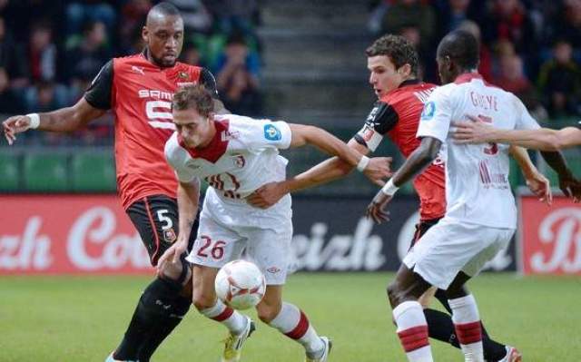 雷恩客场对战卡昂,双方实力均衡 雷恩客场对战卡昂,双方实力均衡