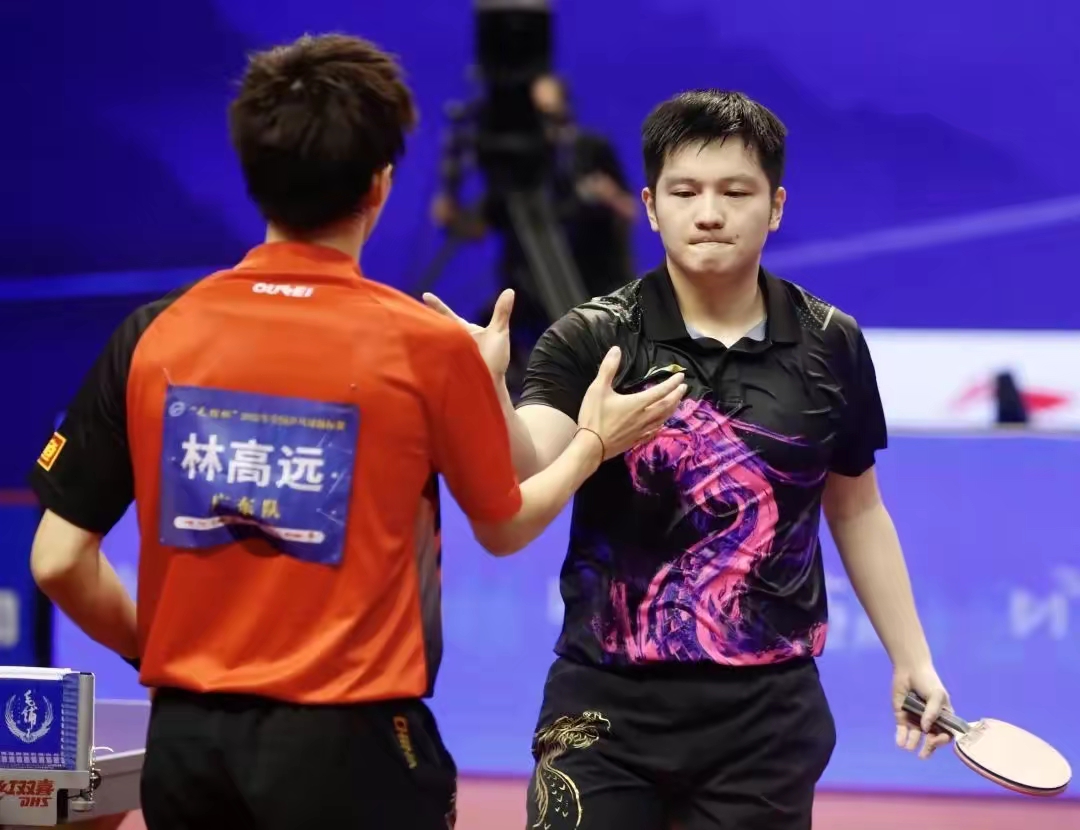 包含新一轮比赛强手如林，比分悬殊可观的词条