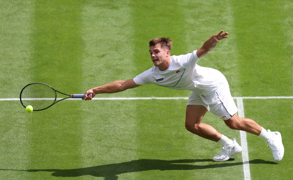 温网轻取拉沃尔杯，梅德韦杰夫带队取胜